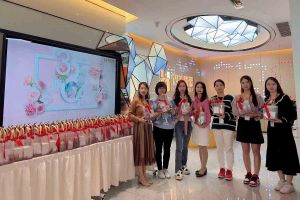 不负好春光，巾帼绽芳华——亚新(中国)有限公司集团庆祝三八妇女节活动